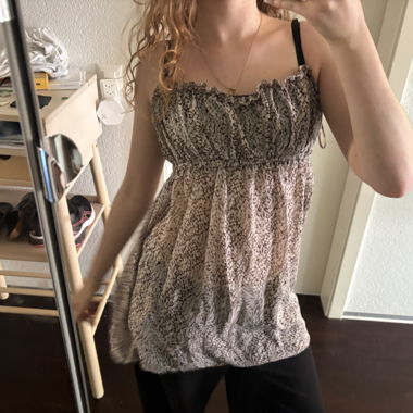 Joli haut transparent