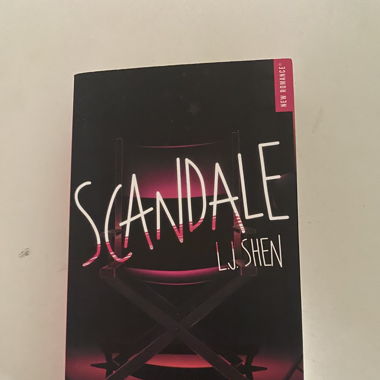 SCANDALE - LJ.SHEN (en français)