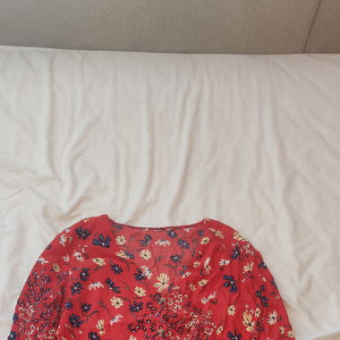 Farbenfrohe Bluse mit Blumendruck
