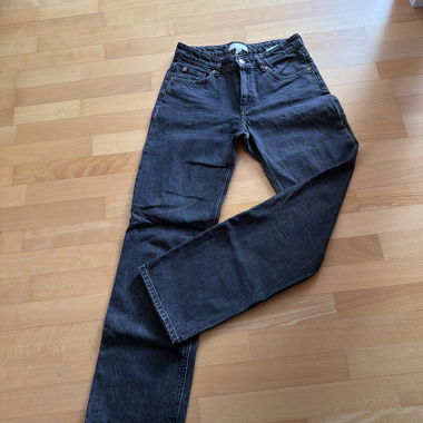 Jeans gris foncé