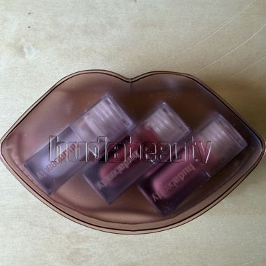 Huda Beauty Gloss-Set