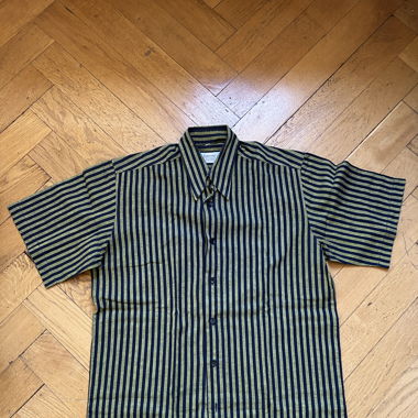 Chemise à manches courtes rayée bleu/vert
