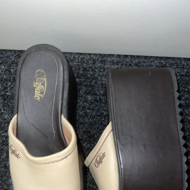 Buffalo Platform Sandals