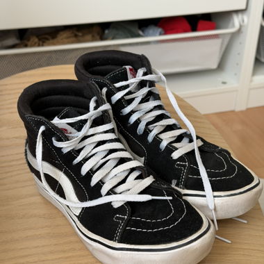 Vans Sk8-Hi black high-top sneakers EU 36.5