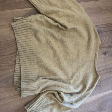 Pull en laine jaune