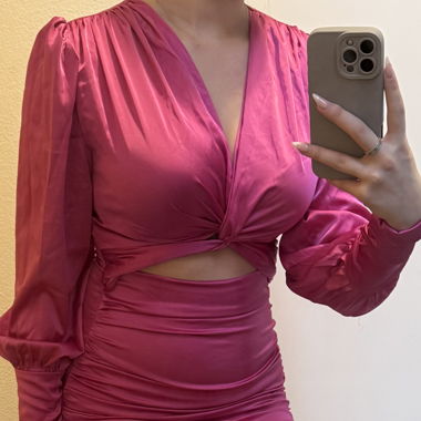 Kylie Jenner Dupe: Pinkes langärmliges Kleid Gr.S 