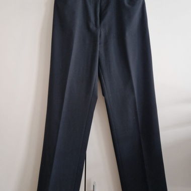 Pantaloni neri eleganti