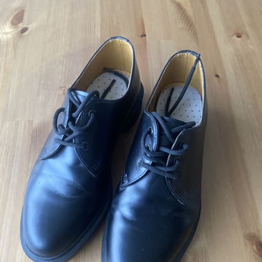 Dr. Martens 