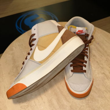 Nike blazer