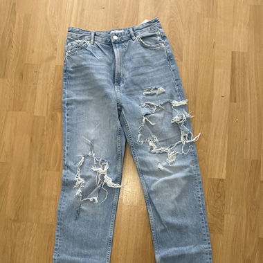 Straight Jeans