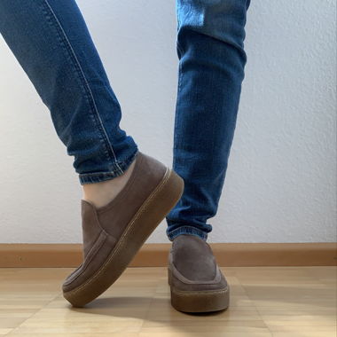 New Balagan Kulit grey Mocassins - size 37