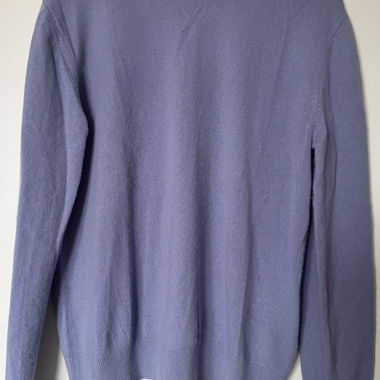 Cashmere sweater 