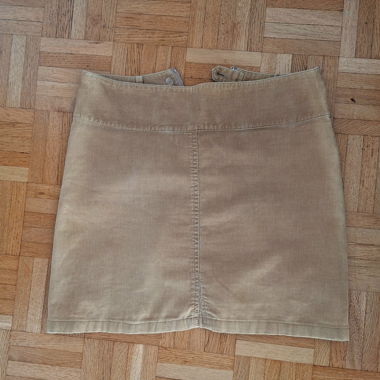 Gonna corta beige in velluto a coste