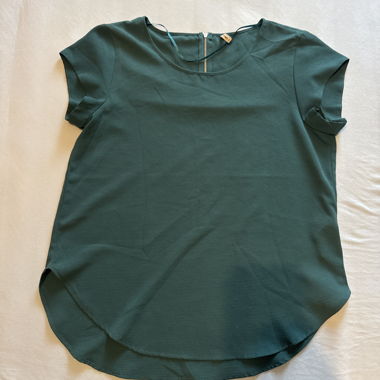 Dark Green Short-Sleeve Shirt