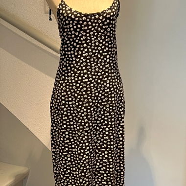 Fitted floral dress