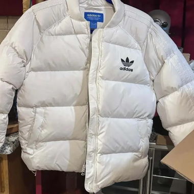 Doudoune Adidas Originals blanche, taille 38