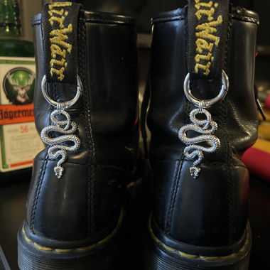 Dr. Martens Schuh Anhänger