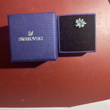 SWAROVSKI-Ring blauer Diamant Gr. 52