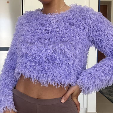 Lavender shaggy crop sweater – Zara