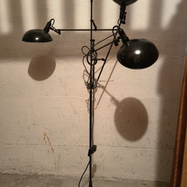 Stehlampe (muss repariert werden)