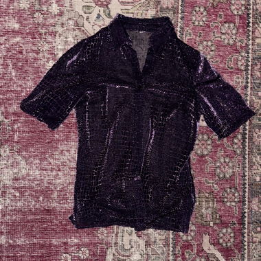 Lila Glitzerbluse