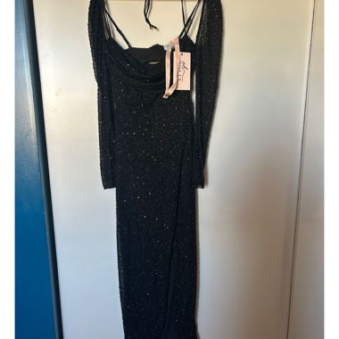 Abito da sera nero con paillettes