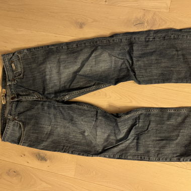 Straight Leg Jeans - Crown