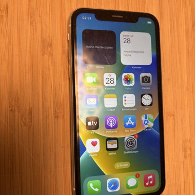 iPhone XR 