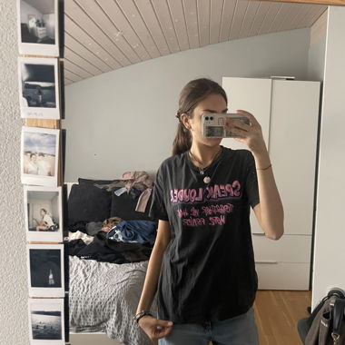 Simple t-shirt 