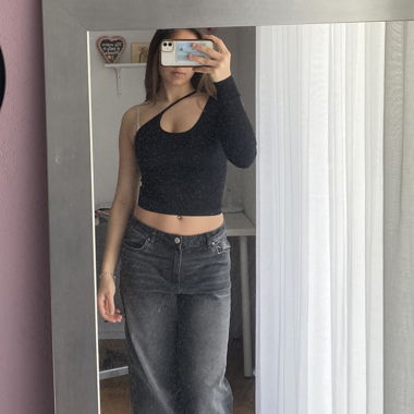 Crop top asimmetrico nero