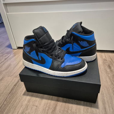 Air Jordan 1 Mid
