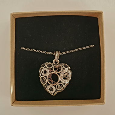 Long collier cœur (livraison gratuite !)
