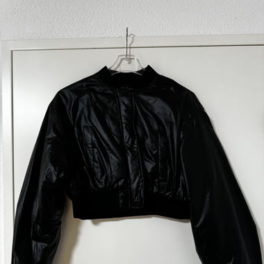Cropped fake leather jacket 