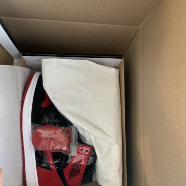 Nike Air Jordan 1 Bred Patent Leather