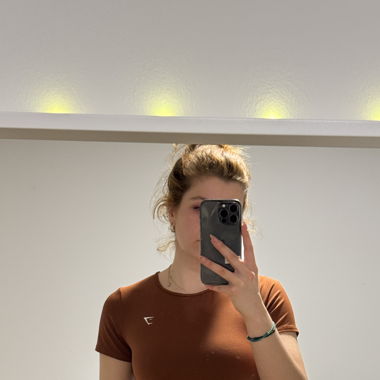 Brown Gymshark cropped t-shirt