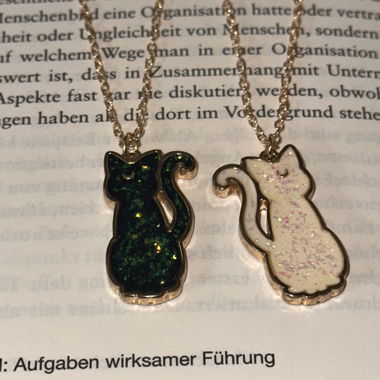 CAT NECKLACE
