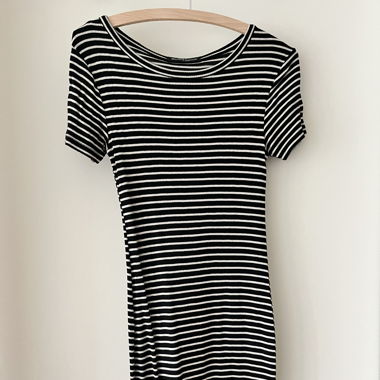 Gestreiftes Kleid