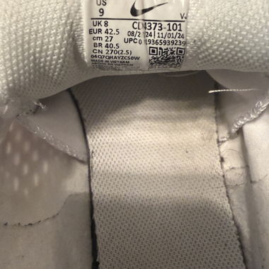 White Nike Sneakers