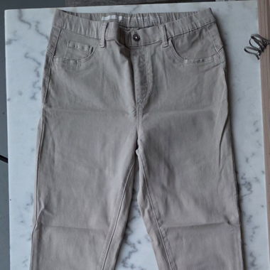 Pantaloni beige casual