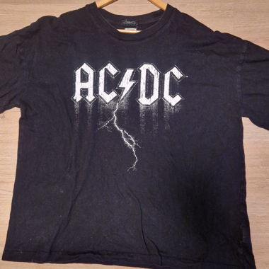 t-shirt acdc