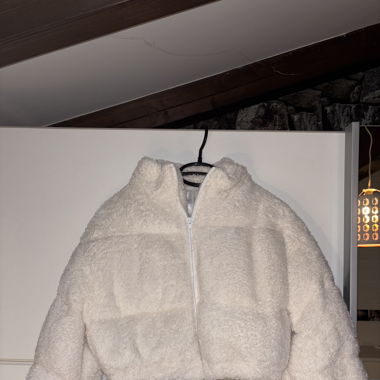 Veste courte moumoute Shein