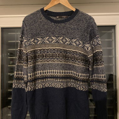 Blue-white sweater