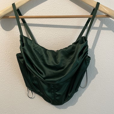 Top Corsetto Verde Urban Outfitters. Taglia Small.