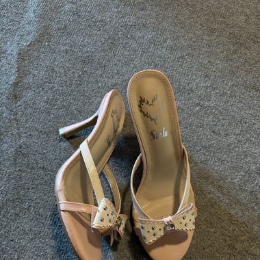 Kitten Heels with Bow