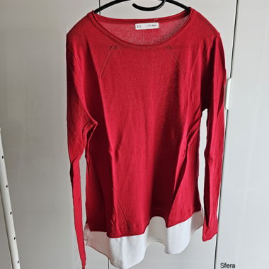 Pullover with white shirt hem Sfera