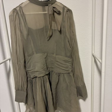 Abito camicia trasparente oliva