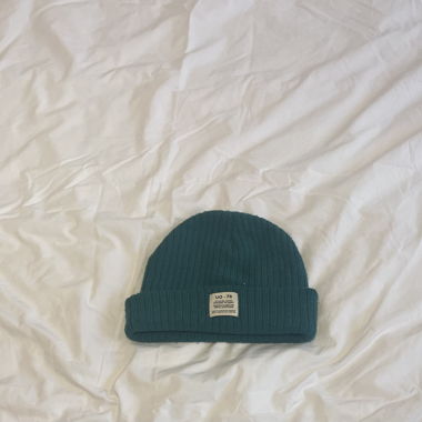 Urban Outfitters dark green bonnet 