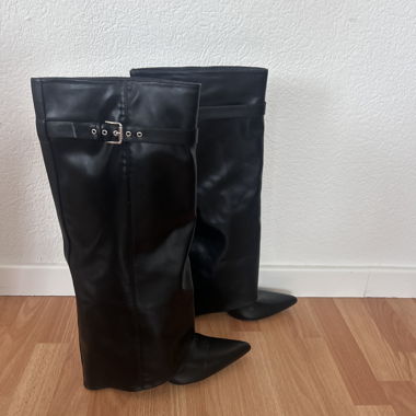 Black High Boots