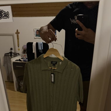 Oversized knitted Shirt in Kaki