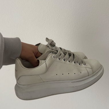 Alexander mcqueen